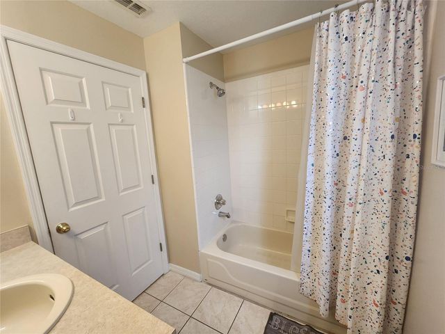 2914 BLOOMING ALAMANDA LOOP, Kissimmee, FL 34747