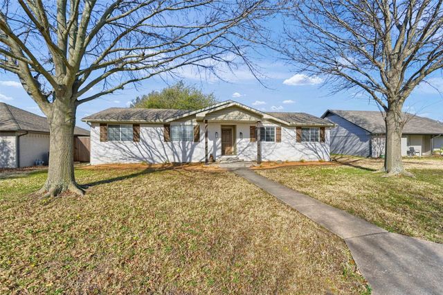 621 S Arizona Drive, Celina, TX 75009