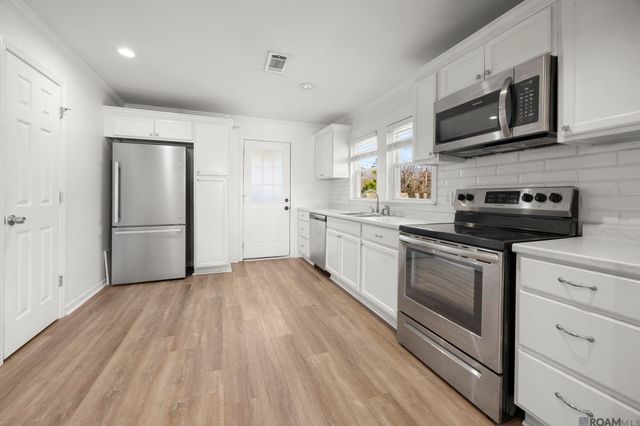 8720 Lockhart Rd, Denham Springs, LA 70726