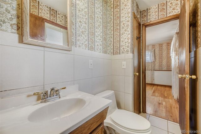 1276 S Marshall Street, Lakewood, CO 80232