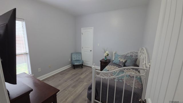 11485 Meadowview Dr, Denham Springs, LA 70726