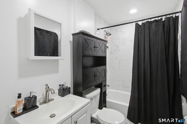 590 North Walnut Street, Waterbury, CT 06704