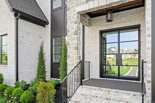 7281 Ruzek Court, Fairview, TN 37062