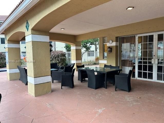 410 S Park Road 1-104, Hollywood, FL 33021