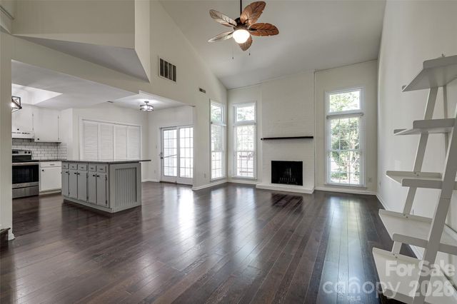 9235 N Vicksburg Park Court, Charlotte, NC 28210