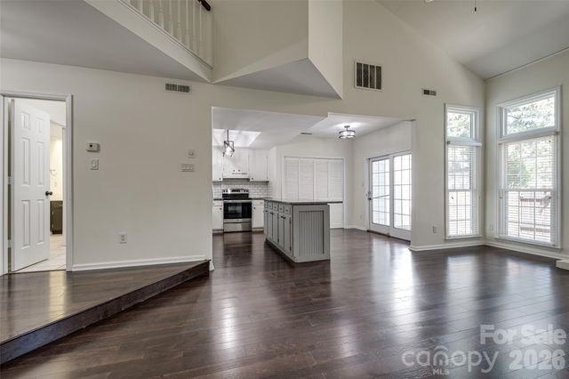 9235 N Vicksburg Park Court, Charlotte, NC 28210