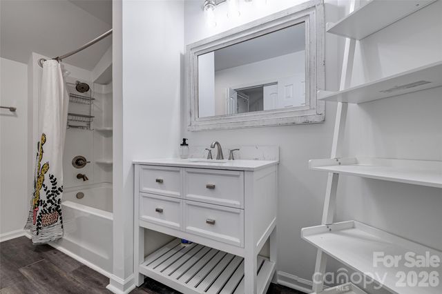 9235 N Vicksburg Park Court, Charlotte, NC 28210