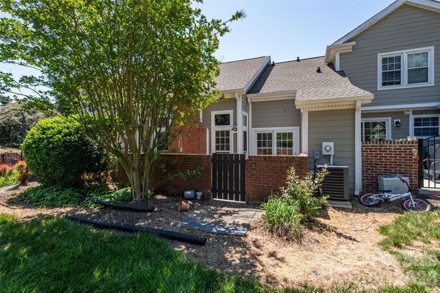 9235 N Vicksburg Park Court, Charlotte, NC 28210