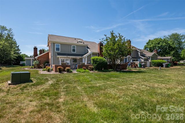 9235 N Vicksburg Park Court, Charlotte, NC 28210