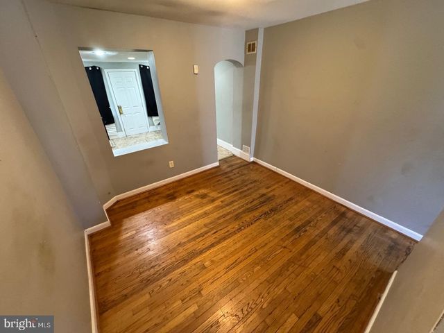 1139 SARGEANT ST, Baltimore, MD 21223