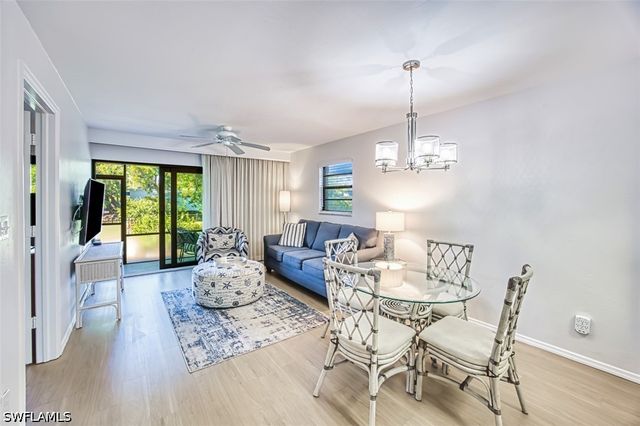 600 Neapolitan WAY 153, Naples, FL 34103