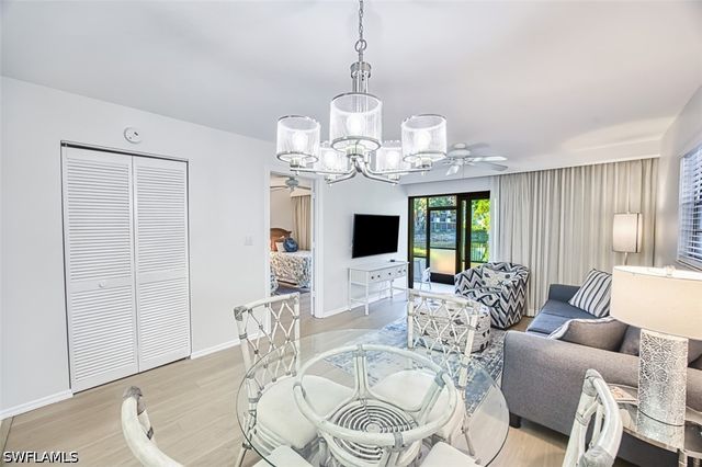 600 Neapolitan WAY 153, Naples, FL 34103