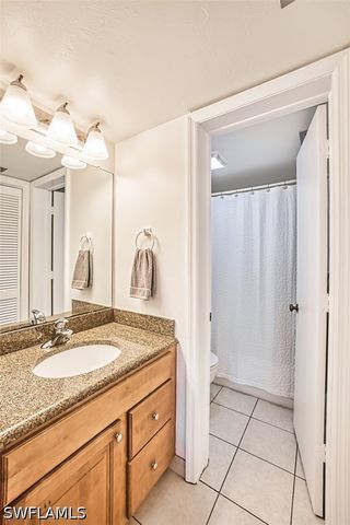 600 Neapolitan WAY 153, Naples, FL 34103