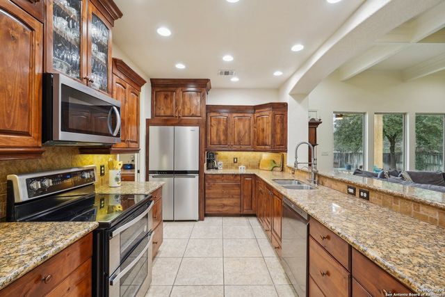 2622 fairwood, New Braunfels, TX 78132
