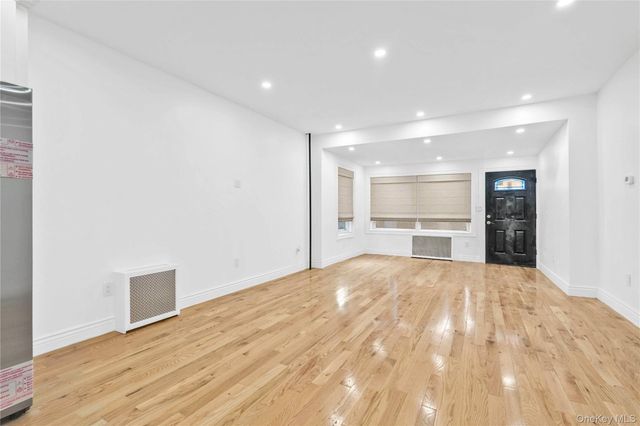 9558 113th Street, Richmond Hill S., NY 11419