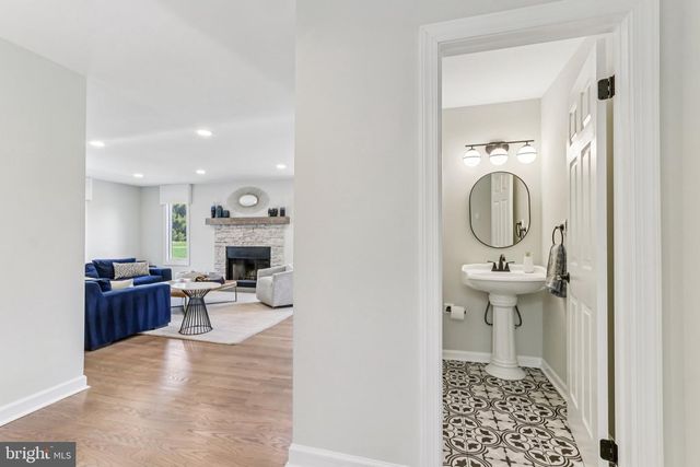 740 SIGNAL HILL RD, Dresher, PA 19025