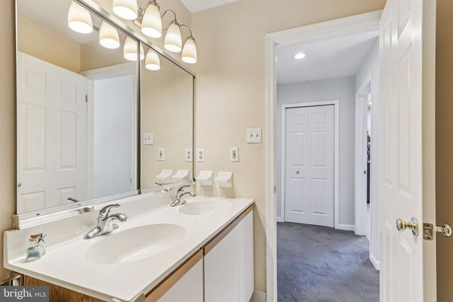 740 SIGNAL HILL RD, Dresher, PA 19025