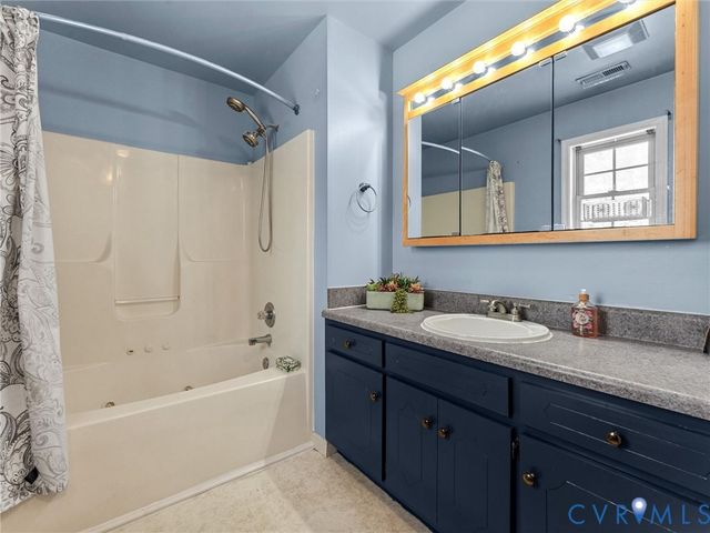 11718 Corte Castle Rd, Chesterfield, VA 23838