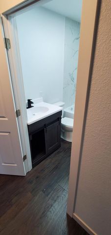 3940 County Road 2350, Pomona, MO 65789