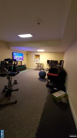730 Floyd Street, Englewood Cliffs, NJ 07632