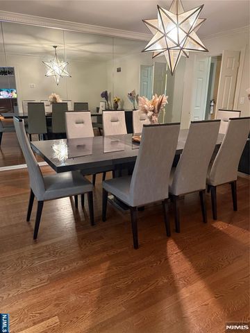 730 Floyd Street, Englewood Cliffs, NJ 07632