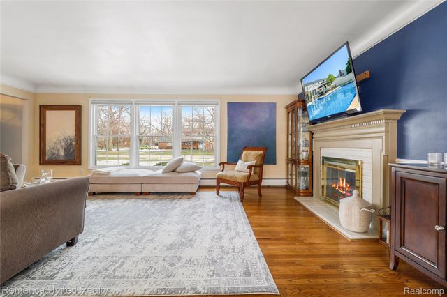 26028 Blossom Lane, Grosse Ile Township, MI 48138