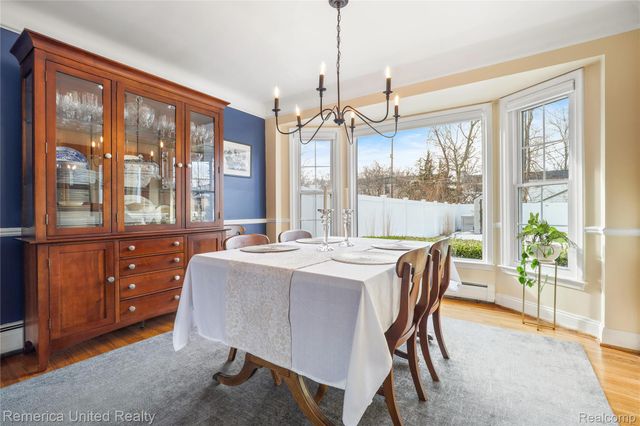 26028 Blossom Lane, Grosse Ile Township, MI 48138