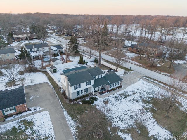 26028 Blossom Lane, Grosse Ile Township, MI 48138