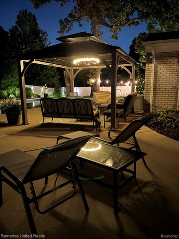 26028 Blossom Lane, Grosse Ile Township, MI 48138