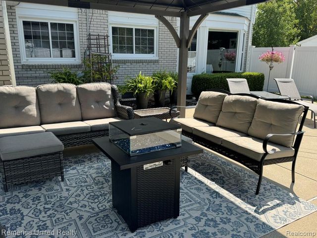 26028 Blossom Lane, Grosse Ile Township, MI 48138