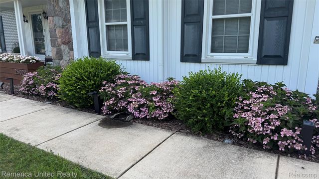 26028 Blossom Lane, Grosse Ile Township, MI 48138