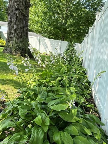 26028 Blossom Lane, Grosse Ile Township, MI 48138