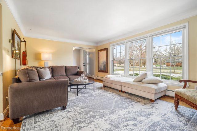 26028 Blossom Lane, Grosse Ile Township, MI 48138