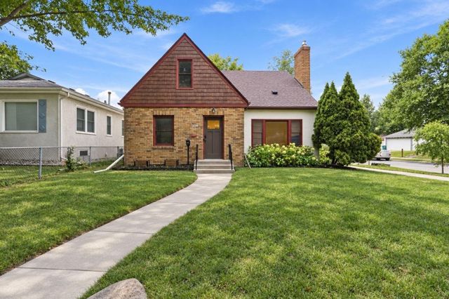 2748 NE Ulysses Street NE, Minneapolis, MN 55418