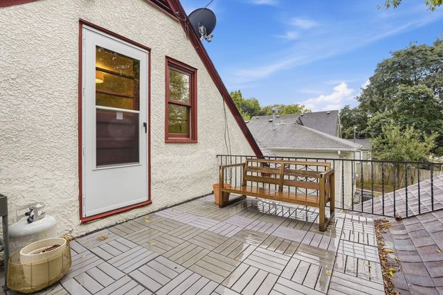 2748 NE Ulysses Street NE, Minneapolis, MN 55418