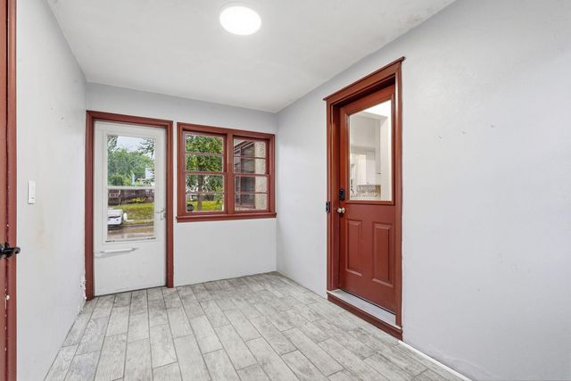 2748 NE Ulysses Street NE, Minneapolis, MN 55418