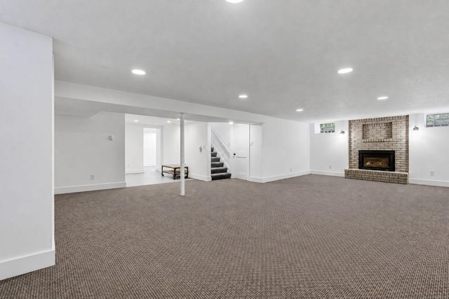 2748 NE Ulysses Street NE, Minneapolis, MN 55418