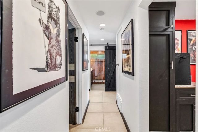 7702 De Soto, Canoga Park, CA 91304