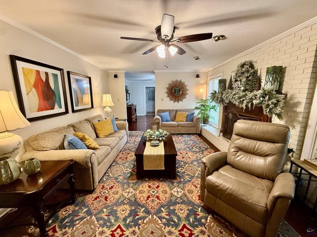 109 Carter Woods Drive, Warner Robins, GA 31088