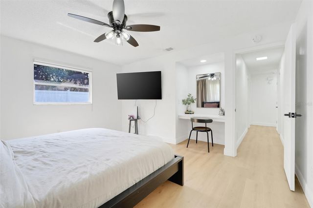 589 DEL RIO STREET, Orlando, FL 32839