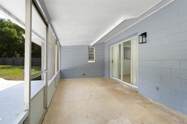 589 DEL RIO STREET, Orlando, FL 32839