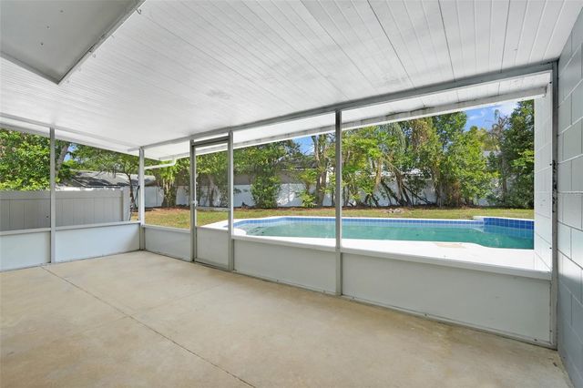 589 DEL RIO STREET, Orlando, FL 32839