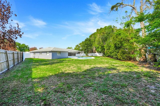 589 DEL RIO STREET, Orlando, FL 32839