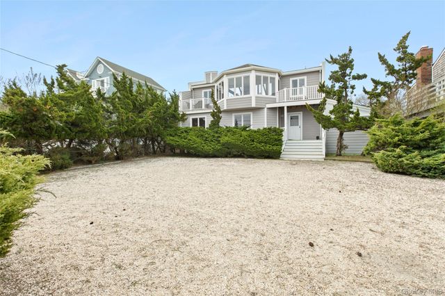 627 Dune Road, Westhampton, NY 11977
