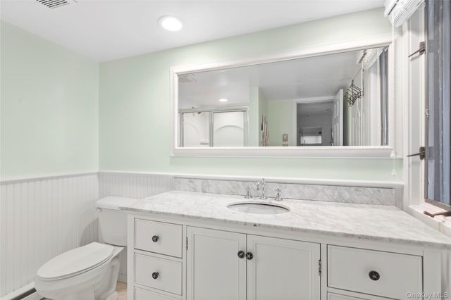 627 Dune Road, Westhampton, NY 11977