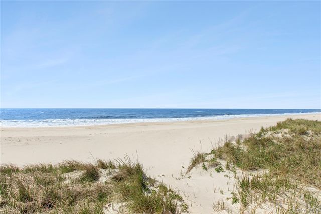 627 Dune Road, Westhampton, NY 11977