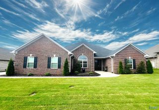 17123 Stonegate Drive, Athens, AL 35613