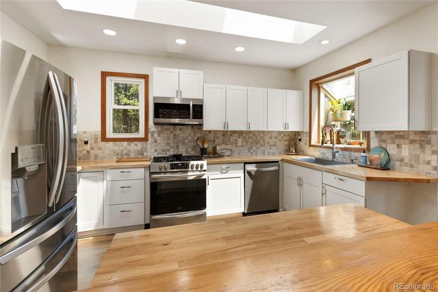 450 N Walnut Street, Woodland Park, CO 80863