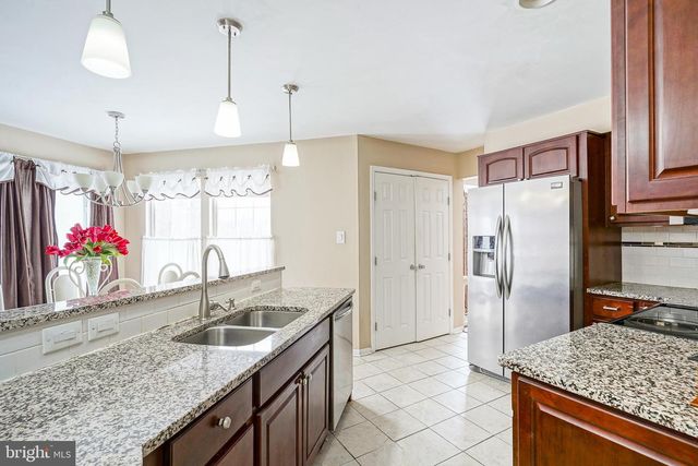 121 EUROPA BLVD, Cherry Hill, NJ 08003