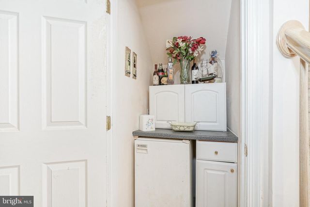 121 EUROPA BLVD, Cherry Hill, NJ 08003